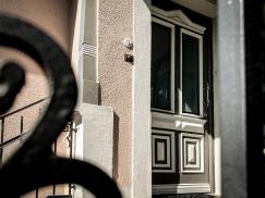 Klassische Haustür in Oberursel