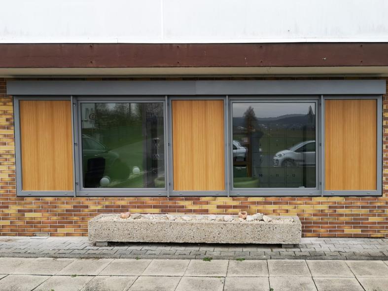 Fenster mit Raffstore