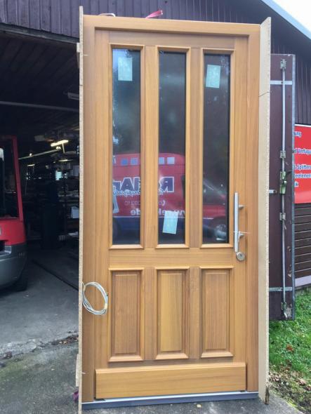 Holz-Haustür in Frankfurt