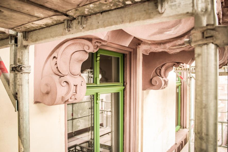 Denkmalschutz-Fenster in Frankfurt Nahaufnahme