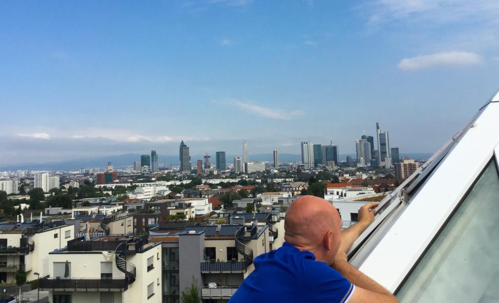 Schallschutzfenster gegen Fluglärm in Frankfurt Einbau