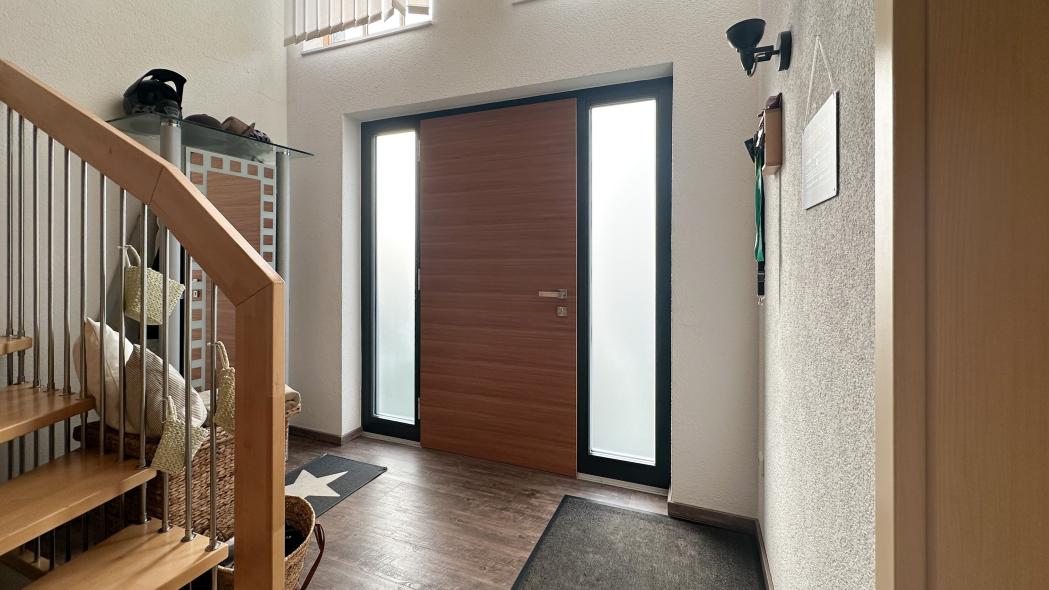 Holz-Aluminium-Haustür im modernen Landhausstil in Jossgrund