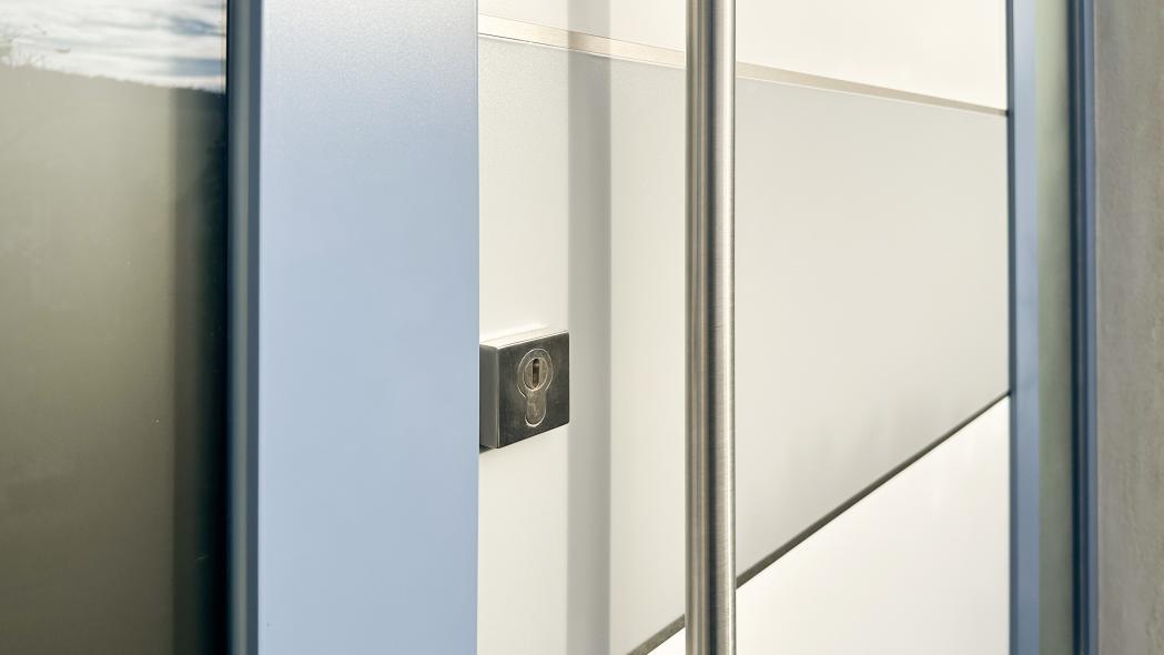 Holz-Aluminium-Haustür im modernen Landhausstil in Jossgrund