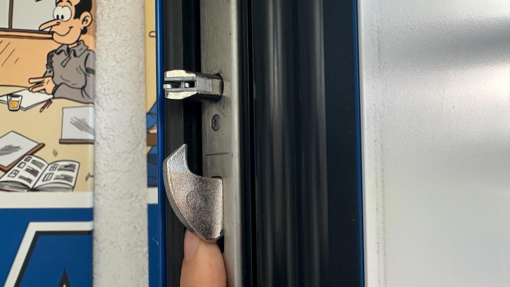 Aluminium-Haustür PaXentreé in Jossgrund Schließmechanismus