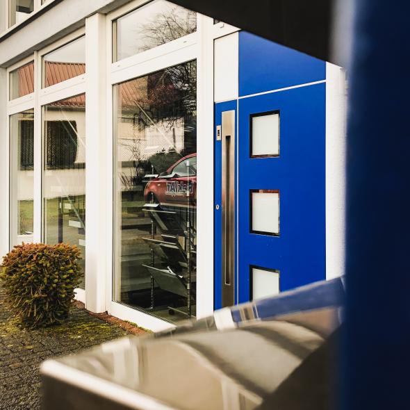 Aluminium-Haustür PaXentreé in Jossgrund