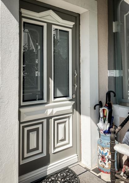 Klassische Haustür in Oberursel