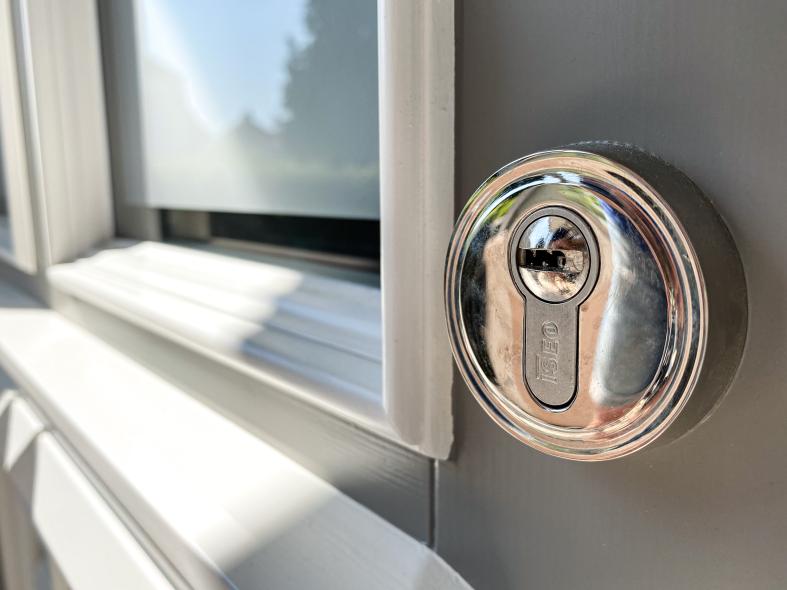 Klassische Haustür in Oberursel Schluss